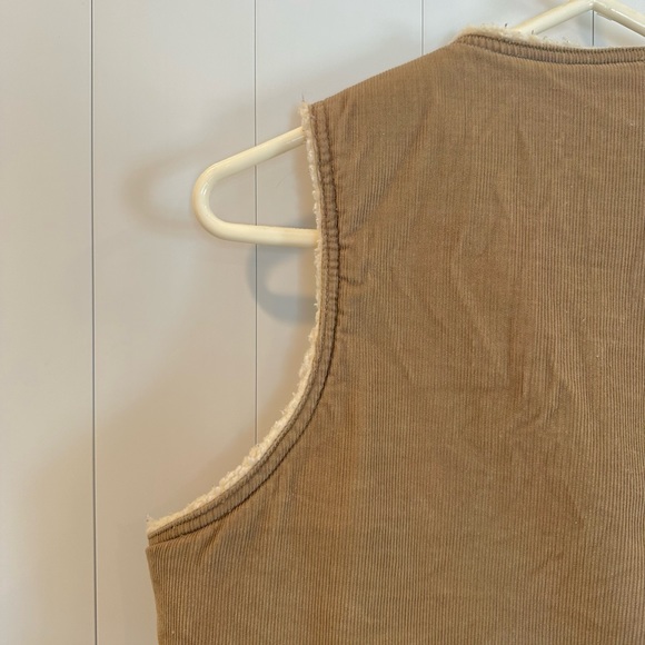 Vintage Levi’s Corduroy and Sherpa Vest Medium - Picture 7 of 11